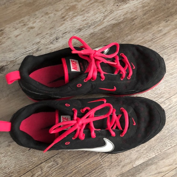 Nike Flextr shoes - Picture 2 of 2